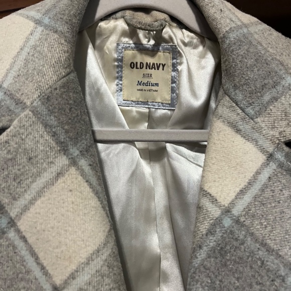 Women’s Wool Coat - Picture 3 of 3